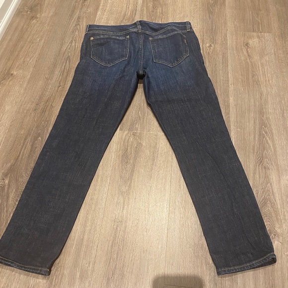 Like New Genetic Denim Dark Wash Ripped Jeans - Size 28 - Picture 2 of 2